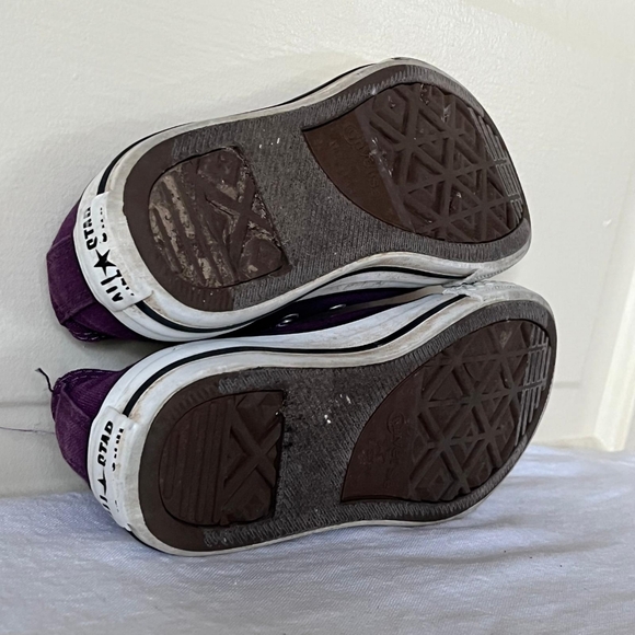 Converse All Stars Chuck Taylor Low Tops Youth Sz 2 Purple Unisex - Picture 7 of 8